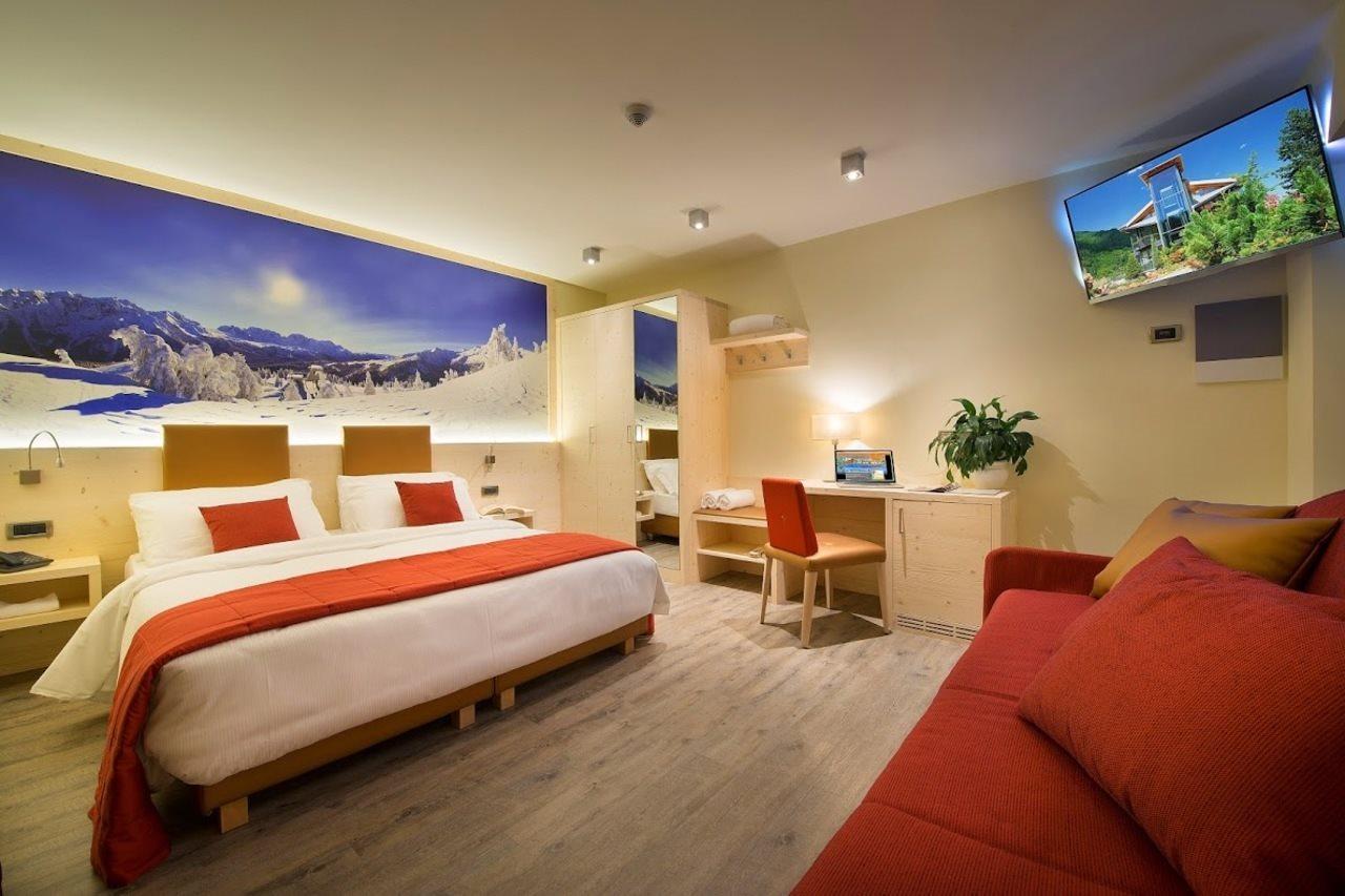Sporthotel Rosatti ดิมาโร ภายนอก รูปภาพ